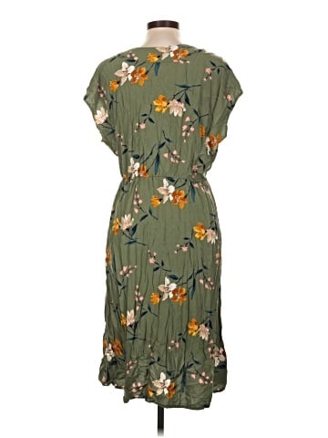 Old Navy Casual Dress (view 2)