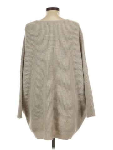 Listicle Poncho (view 2)