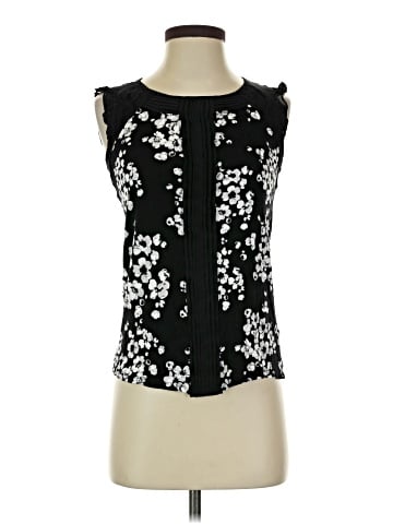 Elle Sleeveless Blouse (view 1)
