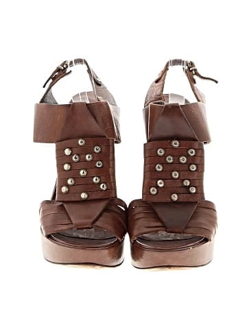 Kallisté Wedges (view 2)