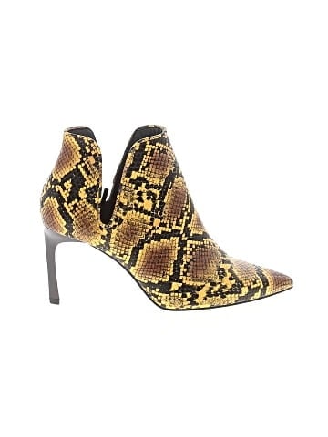Trafaluc by Zara Ankle Boots (view 1)