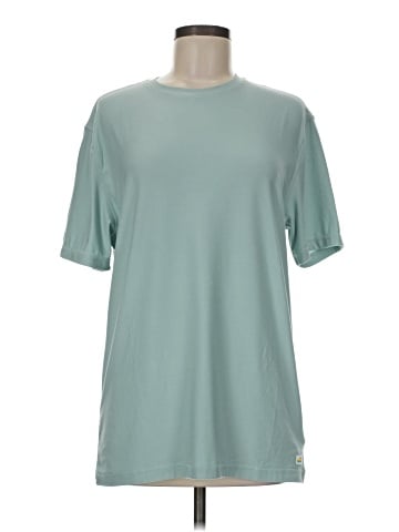 Vuori Short Sleeve T-Shirt (view 1)