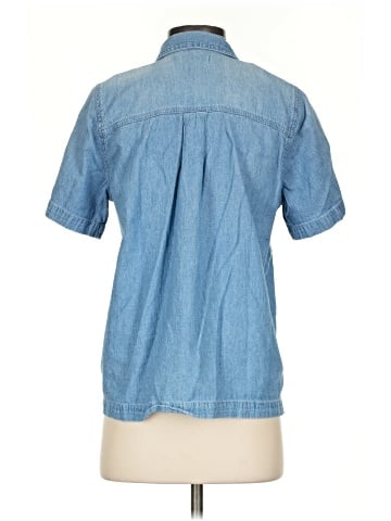 Madewell Denim Short-Sleeve Button-Up Shirt in Brickton Wash (view 2)