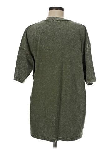 Assorted Brands Short Sleeve T-Shirt (view 2)
