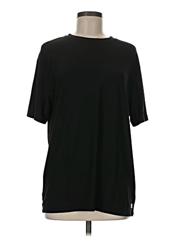 Vuori Short Sleeve T-Shirt (view 1)