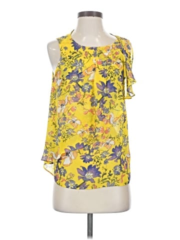 HD in Paris Sleeveless Blouse (view 1)