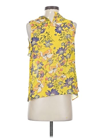 HD in Paris Sleeveless Blouse (view 2)