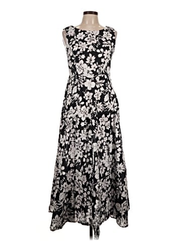 Victoria Holley Casual Dress (view 1)