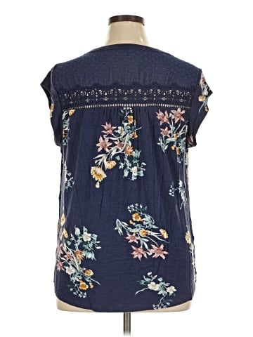 Daniel Rainn Sleeveless Top (view 2)