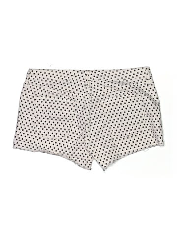 Gap Shorts (view 2)