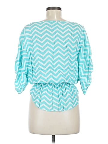 Escapada 3/4 Sleeve Blouse (view 2)