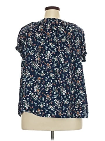 St. John's Bay Short Sleeve Blouse (view 2)