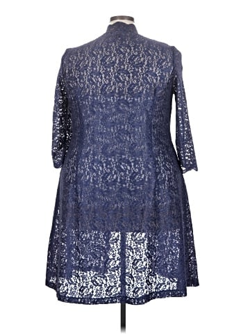 Alex Evenings Kimono (view 2)