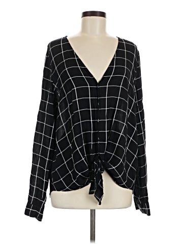 Max Studio Long Sleeve T-Shirt (view 1)