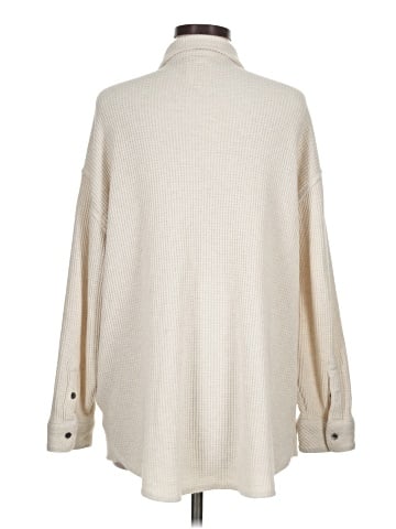 Aerie Long Sleeve Button-Down Shirt (view 2)