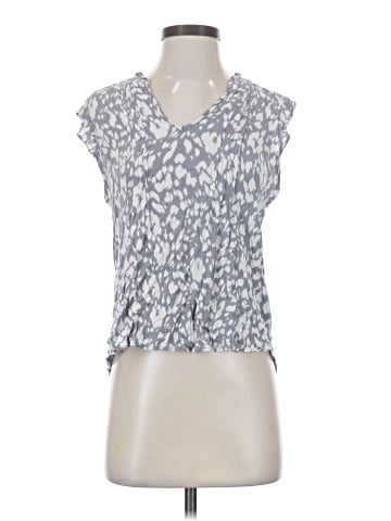 Fun2Fun Sleeveless Blouse (view 1)