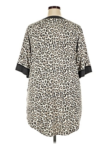Simply Vera Vera Wang Poncho (view 2)