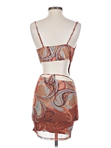Blanc Cocktail Dress (view 2)