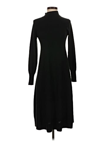 Uniqlo Casual Dress (view 1)