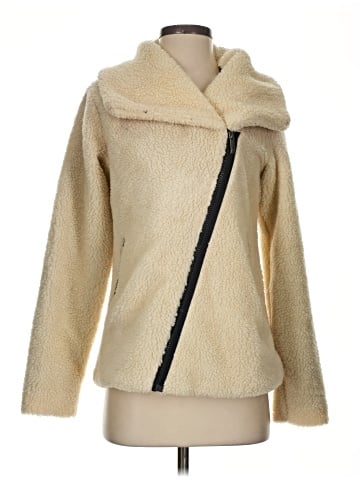 lucy Coat (view 1)