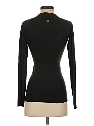 Lululemon Athletica Long Sleeve T-Shirt (view 2)