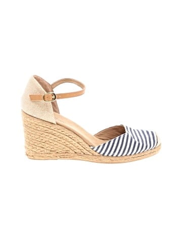White Mountain Wedges (view 1)