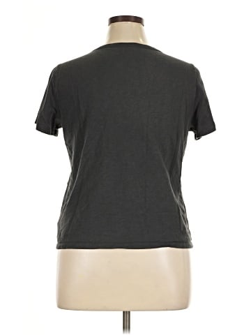 Old Navy Short Sleeve T-Shirt (view 2)