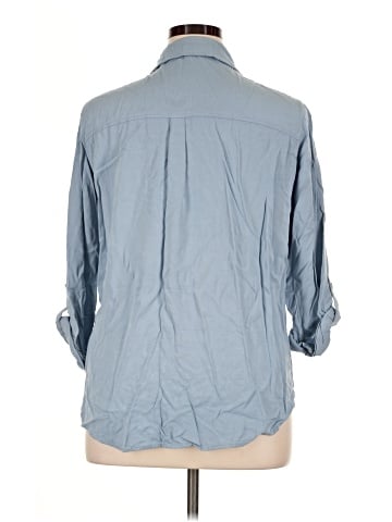 Francesca's 3/4 Sleeve Button-Down Shirt (view 2)