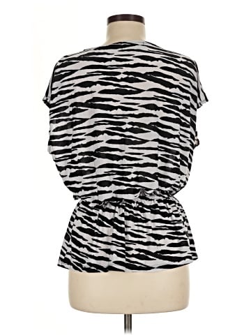 Isabella Rodriguez Short Sleeve Top (view 2)