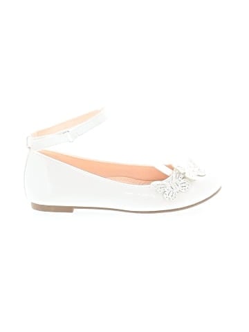 Unbranded Flats (view 1)