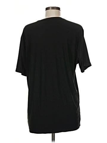 Vuori Short Sleeve T-Shirt (view 2)