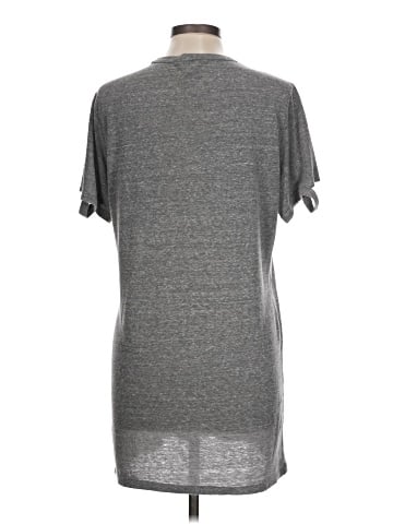 Forever 21 Short Sleeve T-Shirt (view 2)