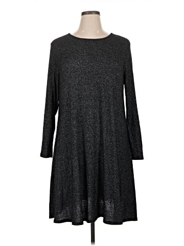 Old Navy Casual Dress (view 1)