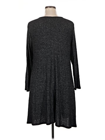 Old Navy Casual Dress (view 2)