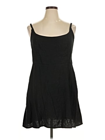 Old Navy Casual Dress (view 1)
