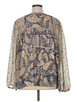 Torrid 3/4 Sleeve Blouse (view 2)