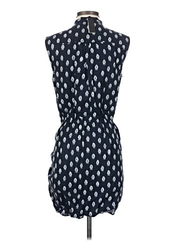 Banana Republic Casual Dress (view 2)