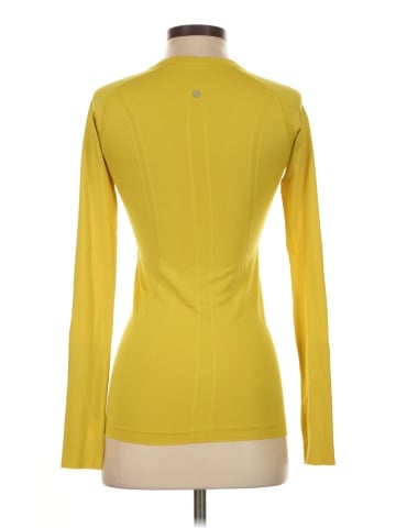 Lululemon Athletica Long Sleeve T-Shirt (view 2)