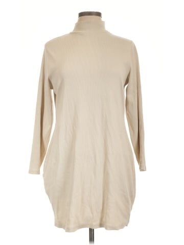 Old Navy Casual Dress (view 1)