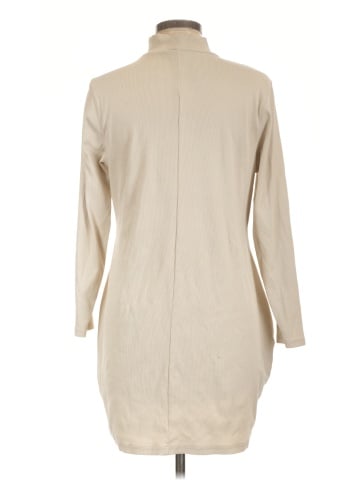 Old Navy Casual Dress (view 2)
