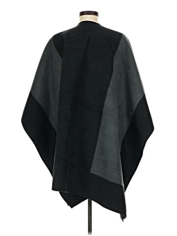 Woolrich Poncho (view 2)