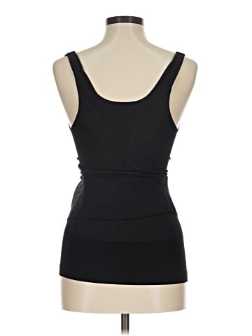 Blanqi Tank Top (view 2)