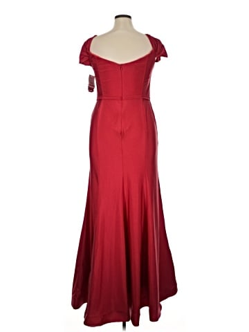 Jules & Cleo Cocktail Dress (view 2)