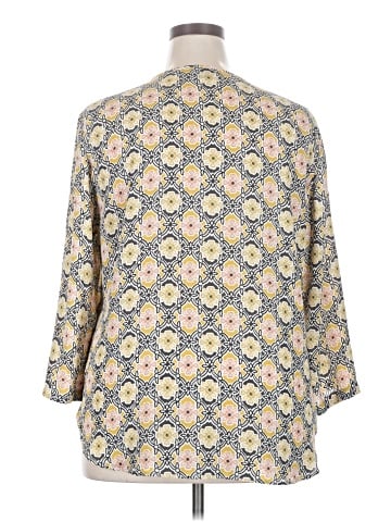 Van Heusen 3/4 Sleeve Blouse (view 2)