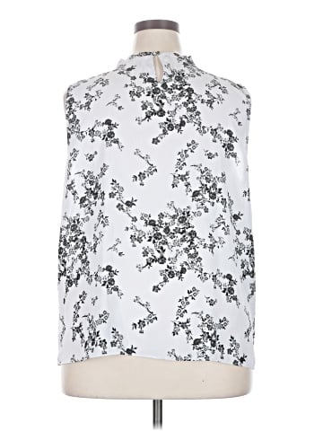 Elle Sleeveless Blouse (view 2)