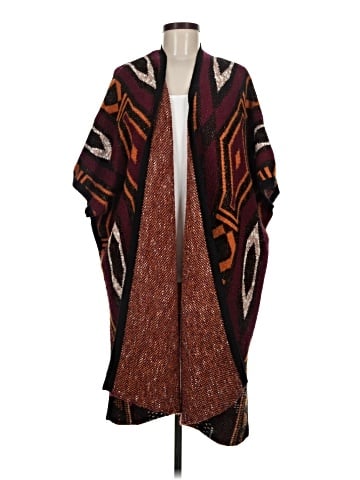 Pull&Bear Poncho (view 1)