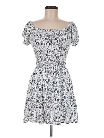 Kendall & Kylie Casual Dress (view 1)