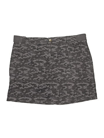 Lee Skort (view 1)