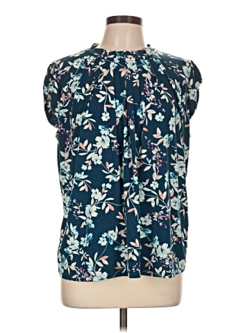 Elle Sleeveless Blouse (view 1)