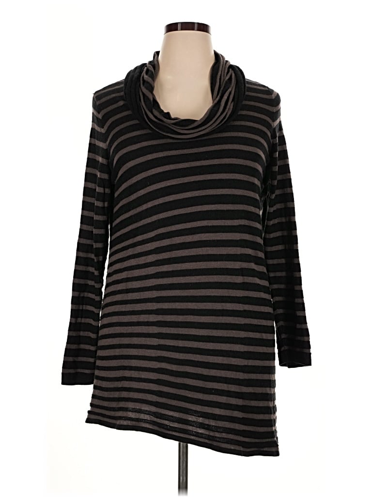 Click to view more detailed imagery on our partner's website Pre-owned Alfani Pullover Sweater In Black